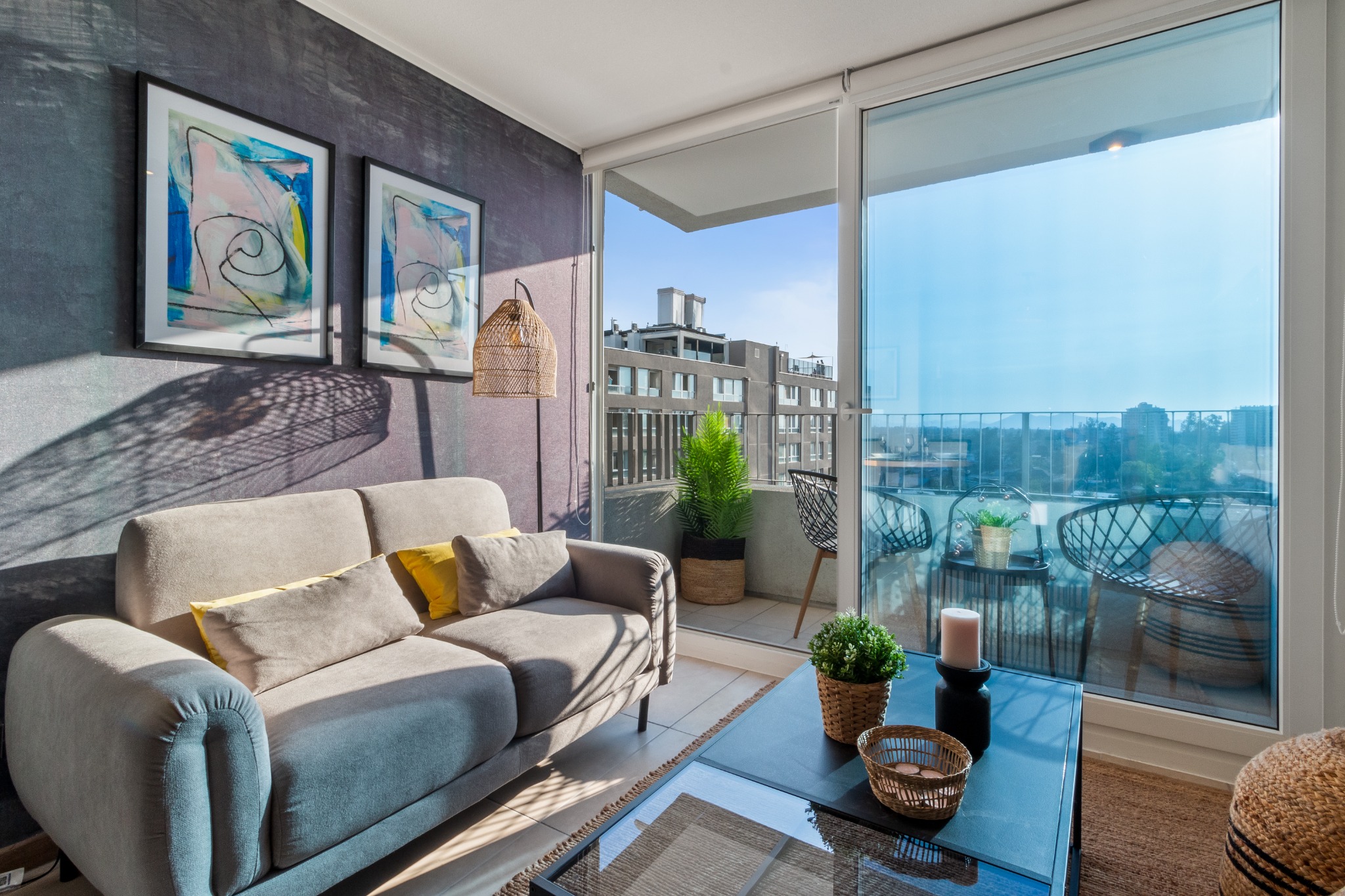 Living amoblado por Rentaly